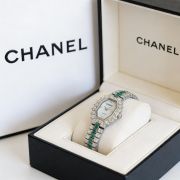 Ladies Luxury Crystal Style Bracelet Watch